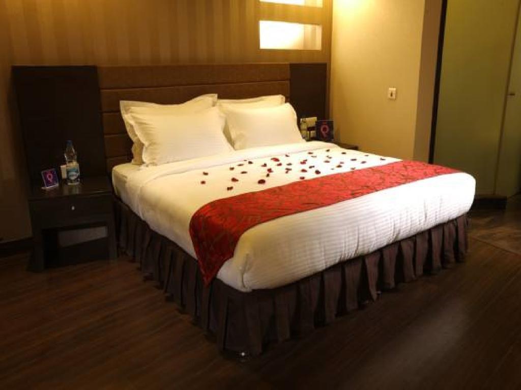 Five Elements Hotels Delhi- North Avenue New Delhi Bagian luar foto