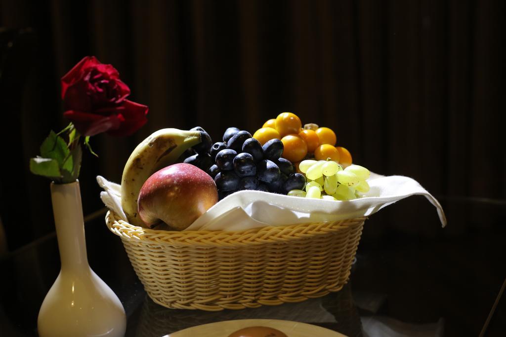 Five Elements Hotels Delhi- North Avenue New Delhi Bagian luar foto