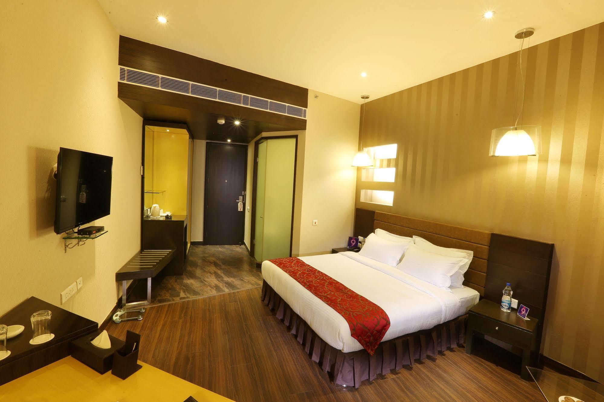 Five Elements Hotels Delhi- North Avenue New Delhi Bagian luar foto